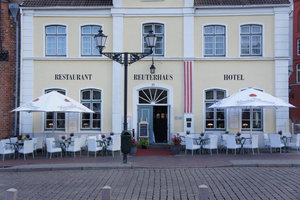 Hotel Reuterhaus Wißmar Екстериор снимка